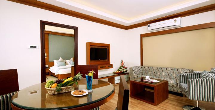 Hotel Chrysoberyl Kottayam Esterno foto